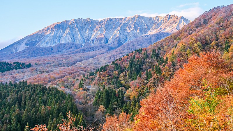 【日本鳥取-大山紅葉】鍵掛峠展望台.奧大山,黑白鍵間的一眼紅葉物語.鳥取自駕限定 @ 【小虎食夢網】台北捷運美食地圖 :: 痞客邦 ::
