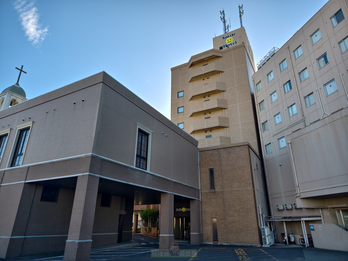 鳥取縣米子市開車自駕住宿推薦！免費停車場、簡單乾淨CP值又高的商務旅館 - Smile Hotel Yonago - 傳說中的挨踢部門