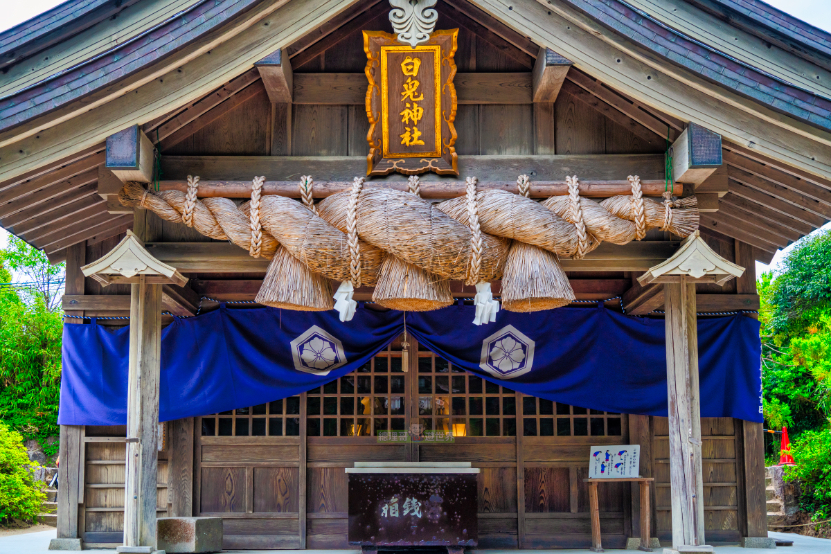鳥取縣最強結緣景點白兔神社交通攻略！還有超好買伴手禮的道の駅與すなば珈琲白兔店限定咖啡 - 傳說中的挨踢部門