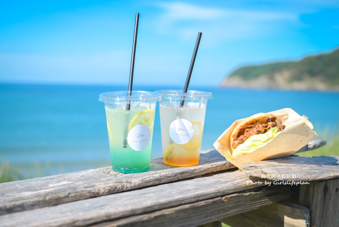 無敵海景咖啡廳，飲料非常好拍，期間限定燒肉貝果，好吃價格也不貴